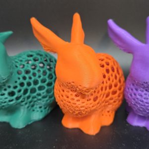 Osterhase gedruckt im Voronoi Stil